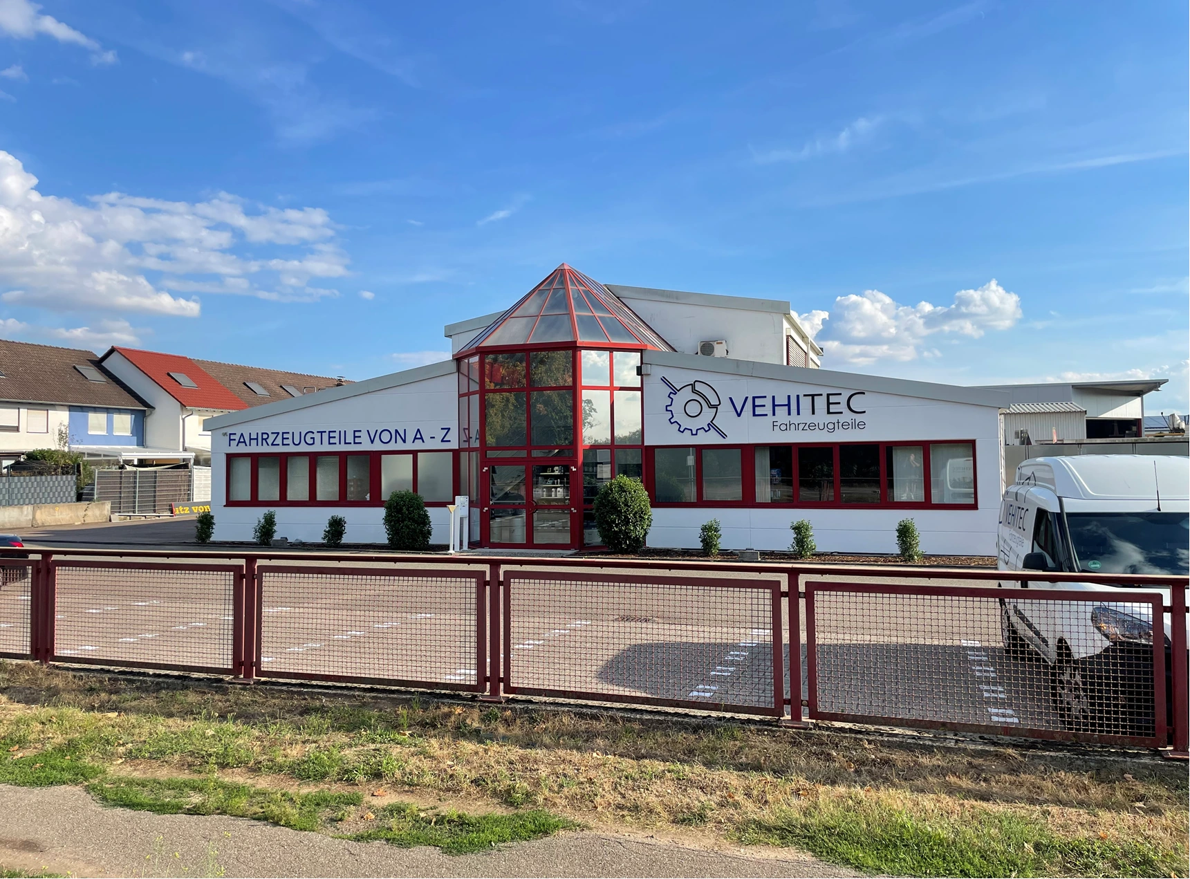VEHITEC Fahrzeugteile Firmengebäude in Bad Schönborn